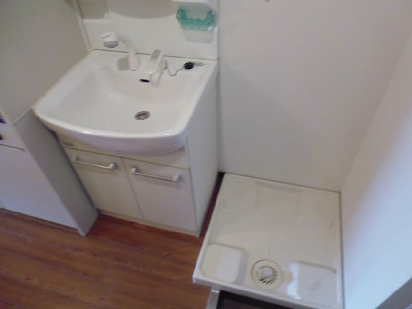Room image 12