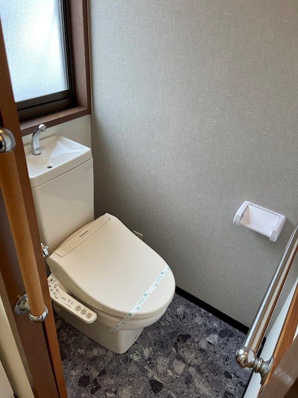 Room image 12