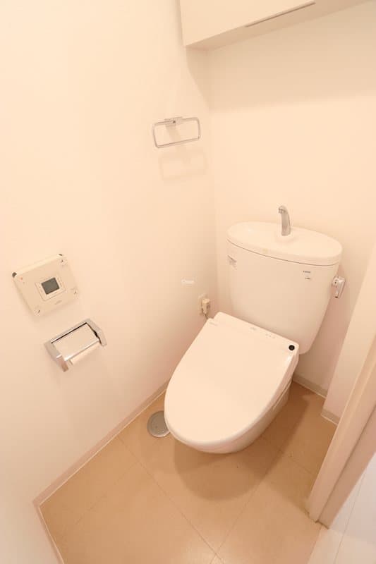 Room image 14