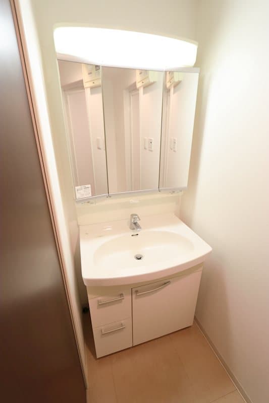 Room image 15