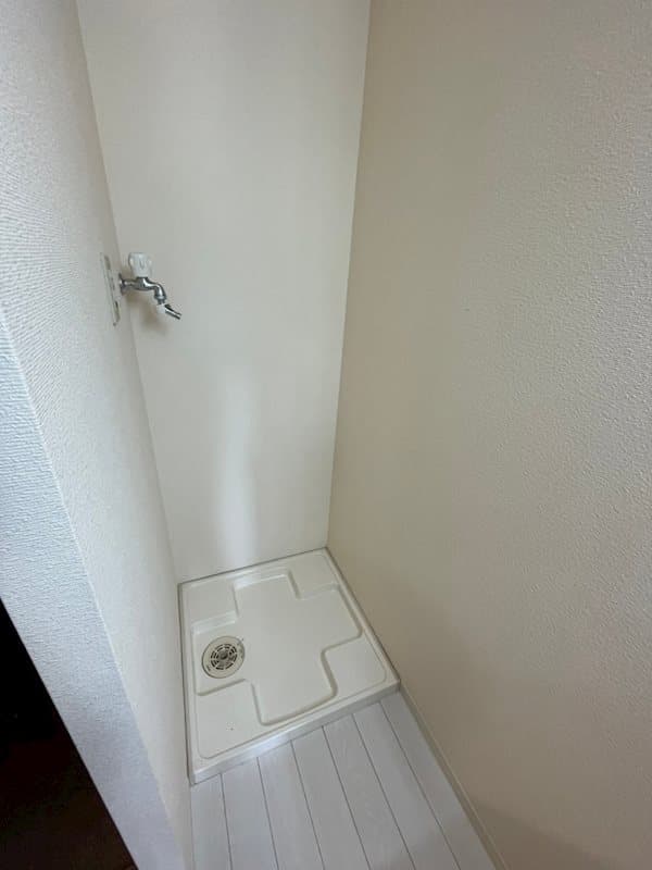 Room image 12