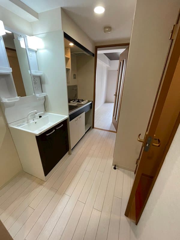 Room image 13