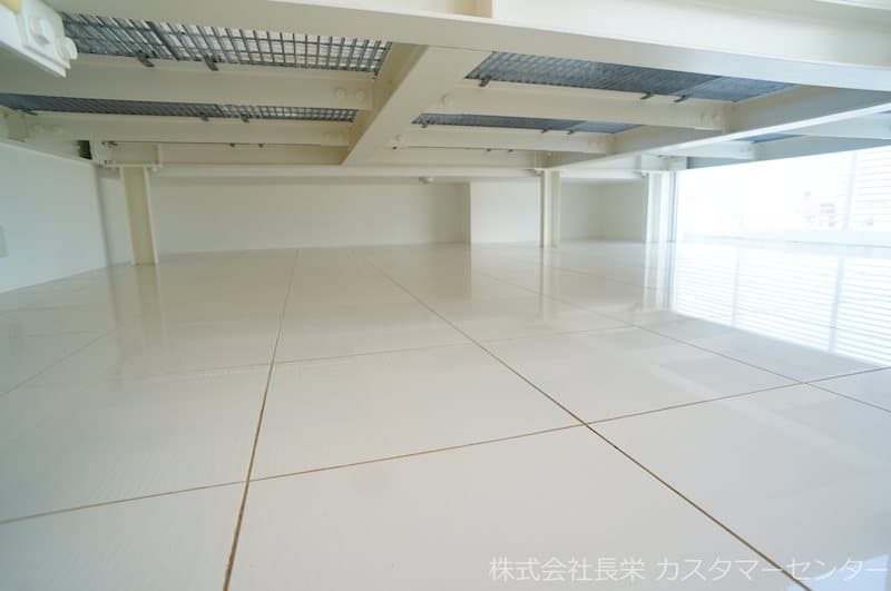 Room image 15