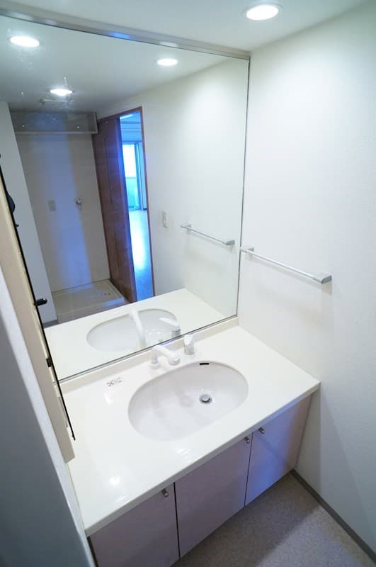 Room image 14