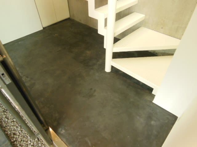 Room image 15