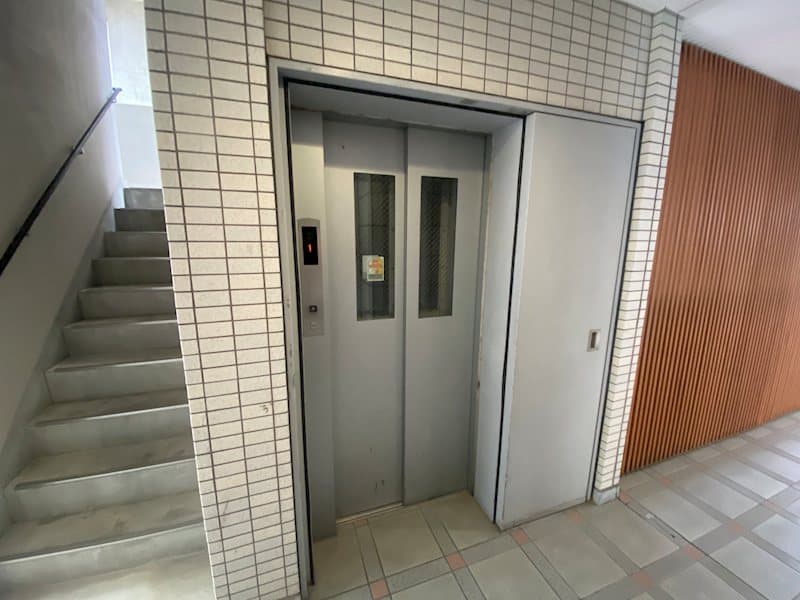 Room image 13
