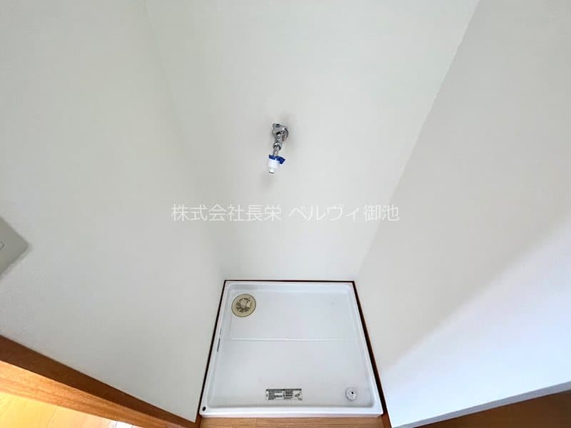 Room image 12