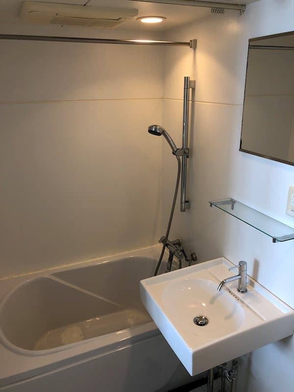 Room image 13