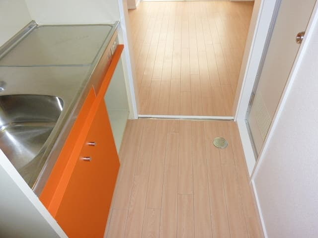 Room image 11