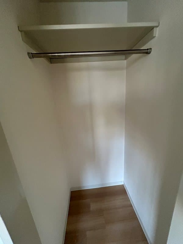 Room image 14