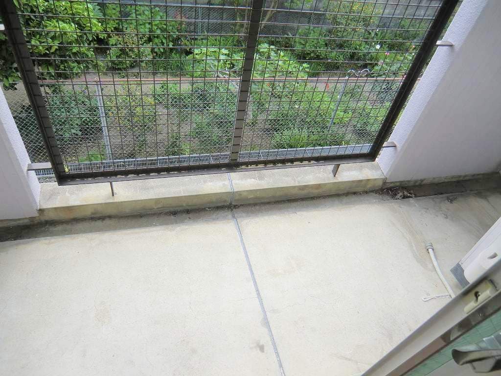Room image 16