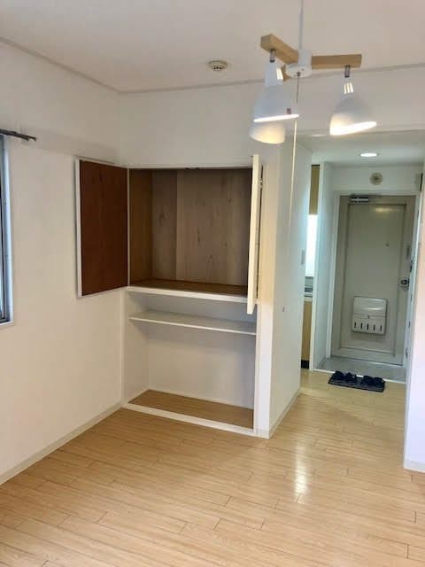 Room image 8