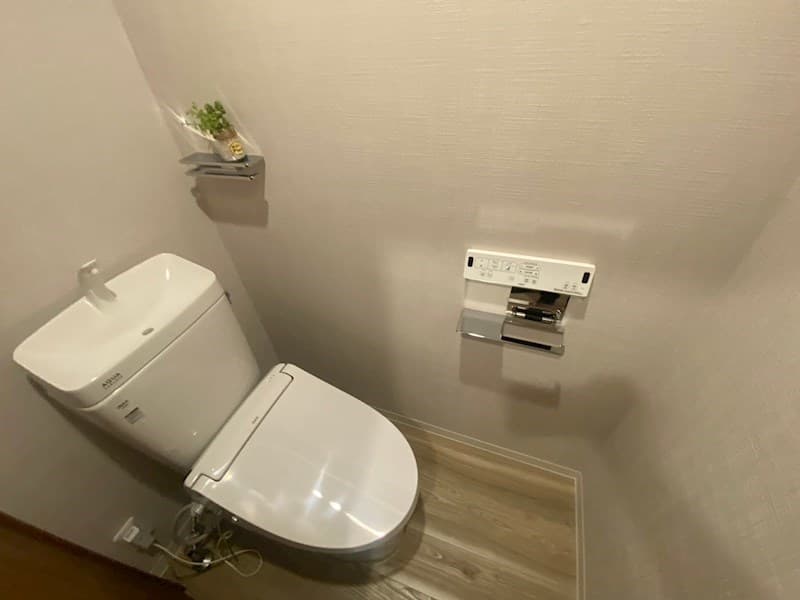 Room image 12