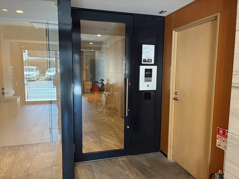 Room image 10