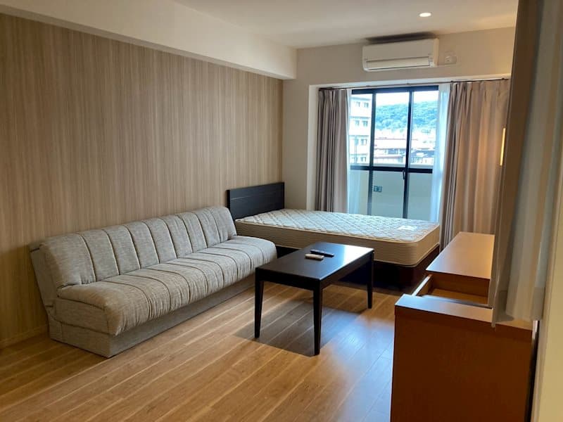 Room image 14
