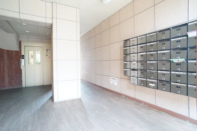Room image 12