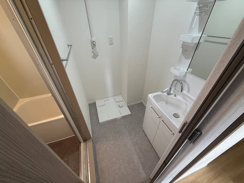 Room image 13