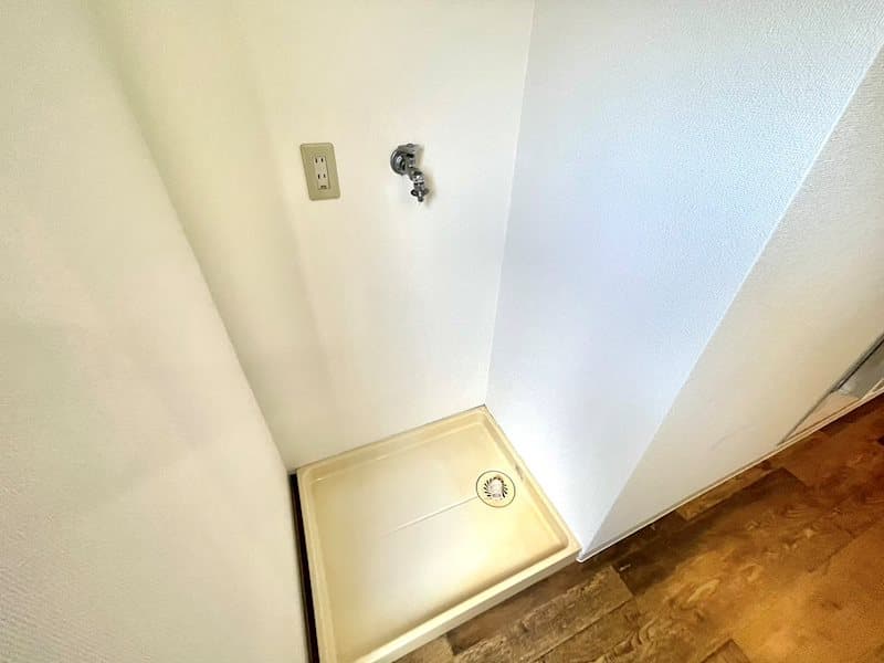 Room image 12