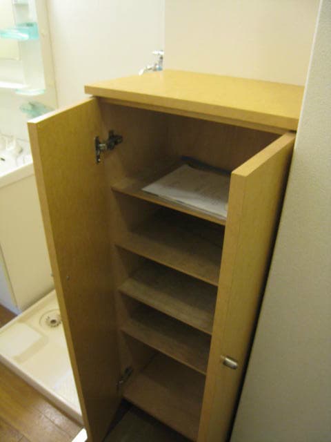 Room image 16