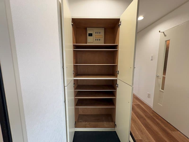 Room image 14