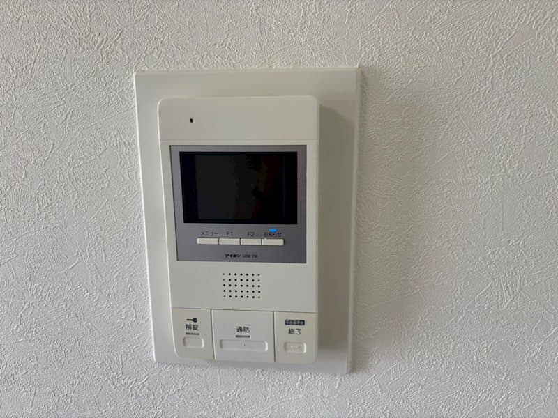 Room image 16
