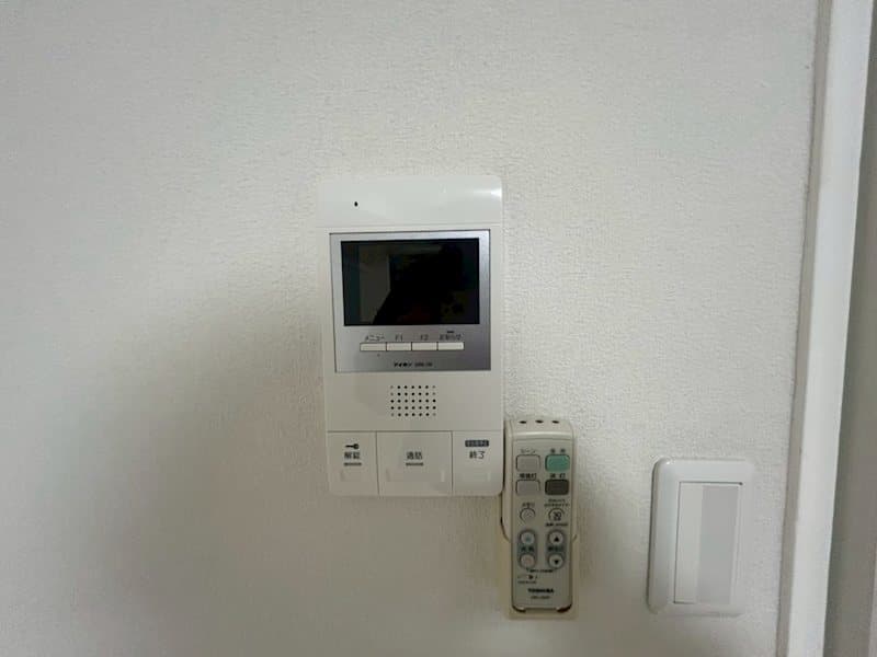 Room image 11