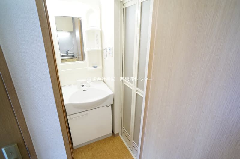 Room image 14