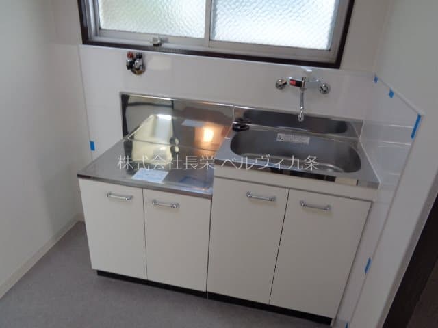 Room image 16