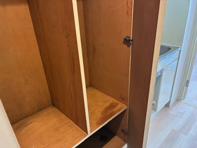Room image 16