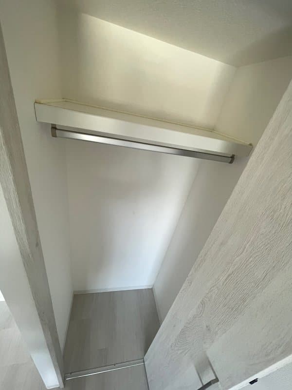 Room image 15