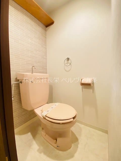 Room image 10