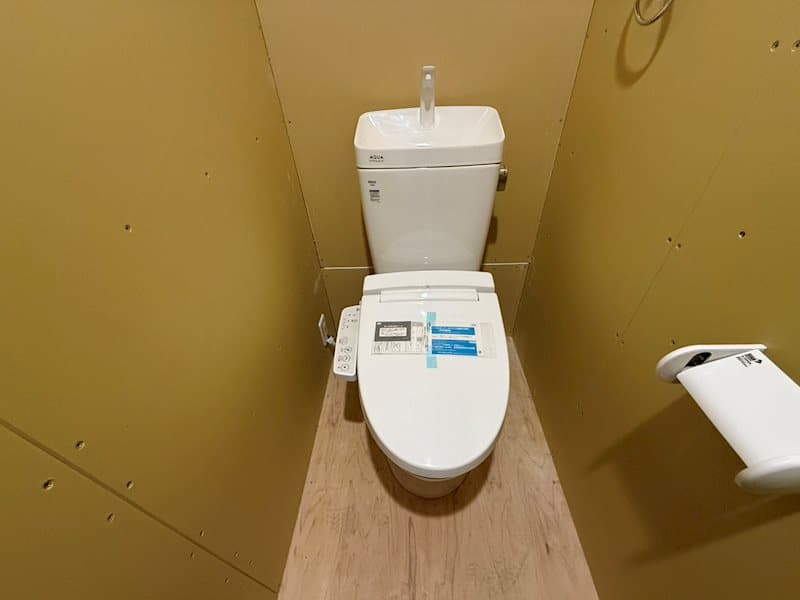 Room image 11