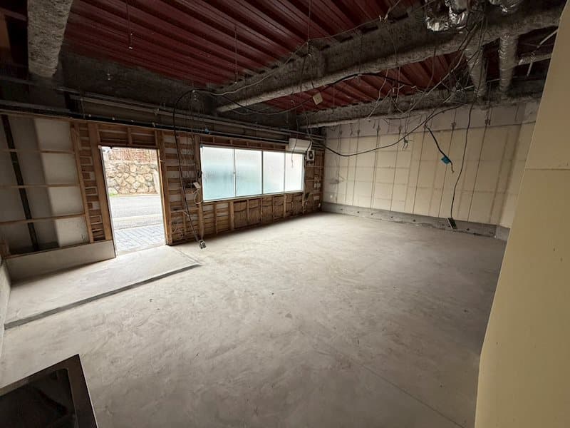 Room image 8