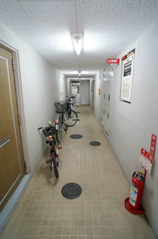 Room image 13