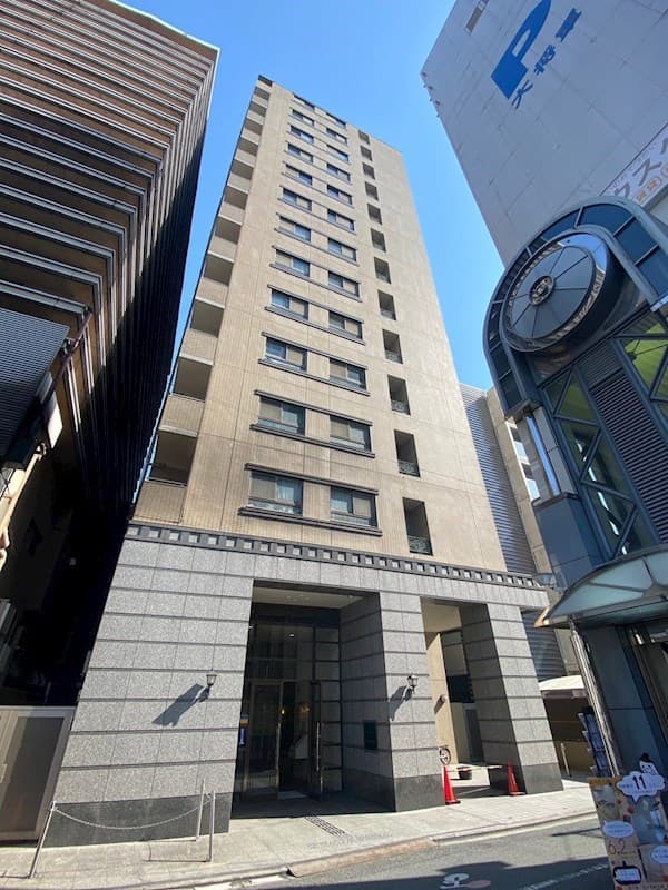 Main Image