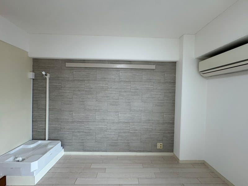 Room image 13