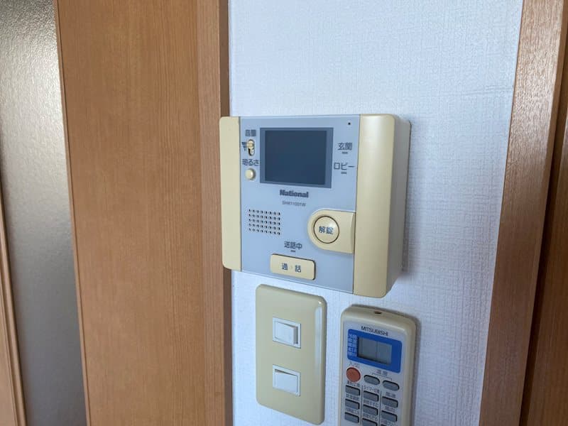 Room image 16