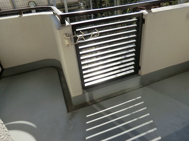 Room image 8