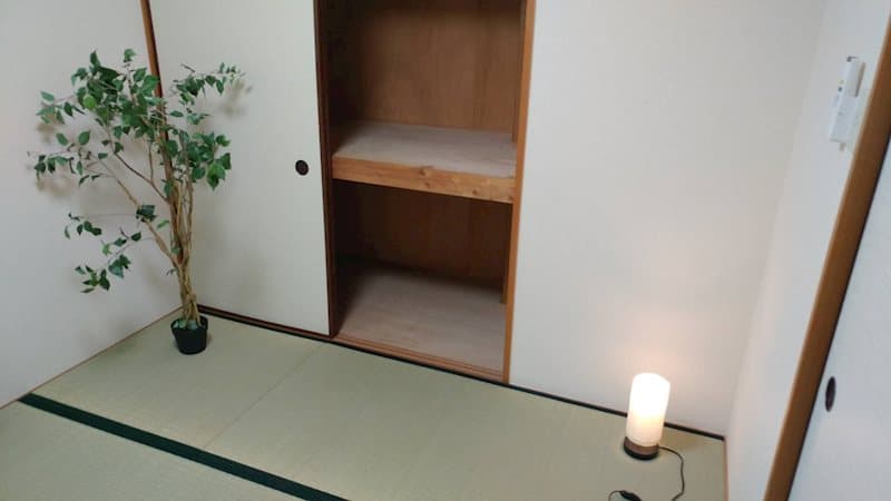 Room image 16