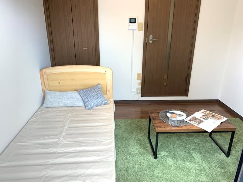 Room image 9
