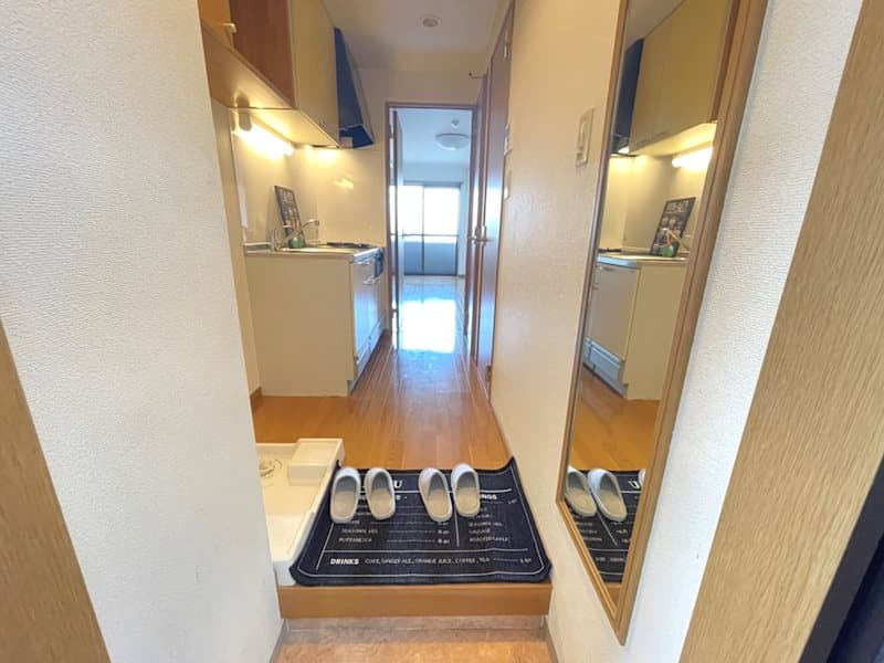 Room image 8