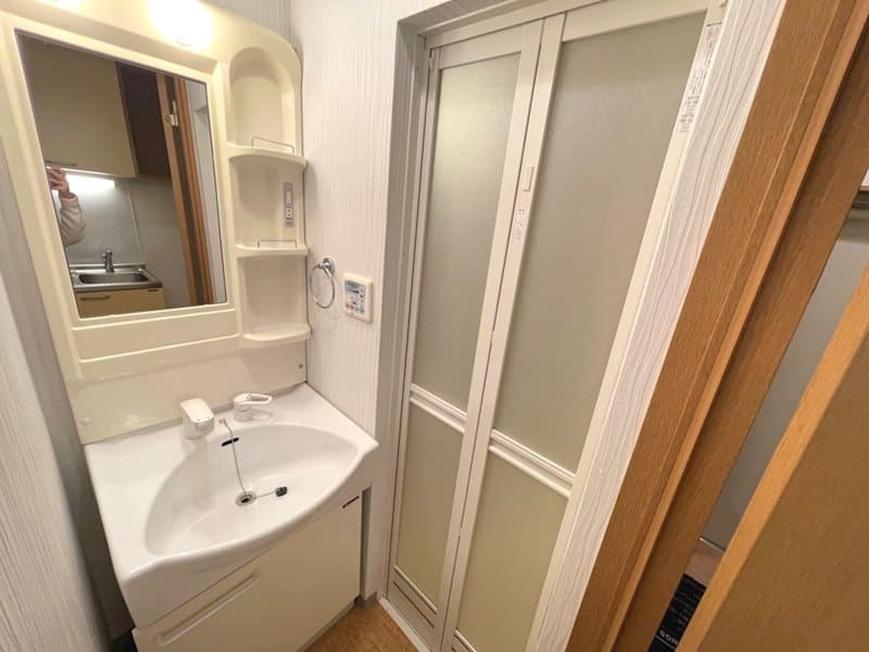 Room image 9