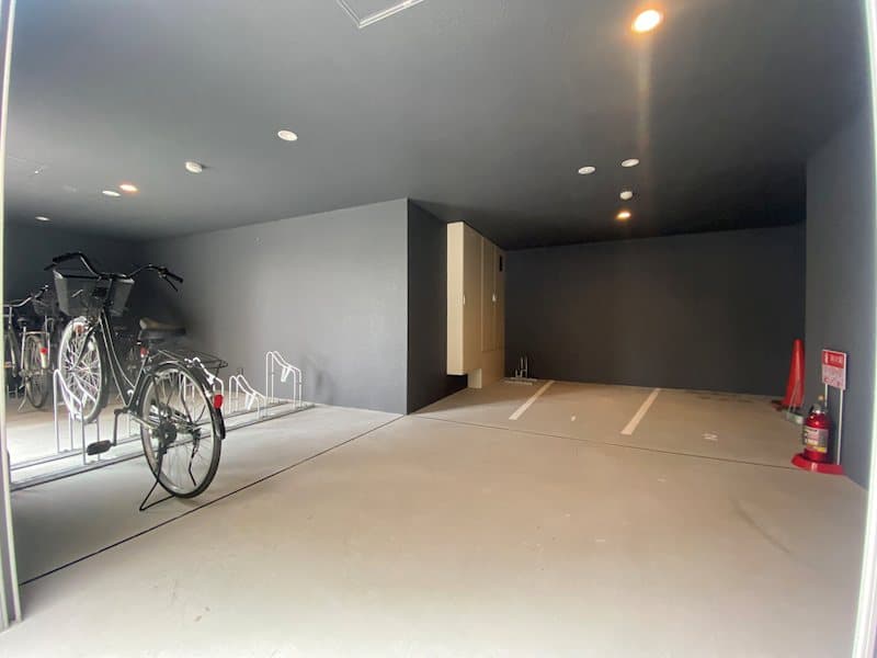 Room image 11
