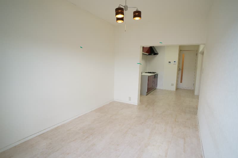 Room image 13