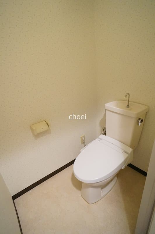 Room image 15