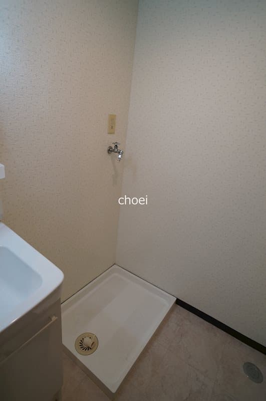 Room image 16