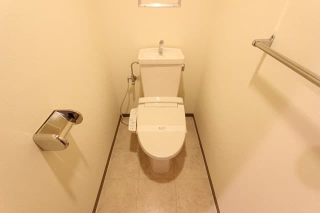 Room image 12