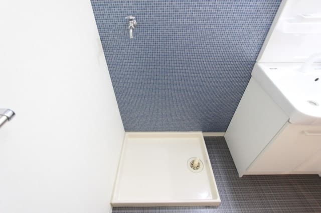 Room image 16