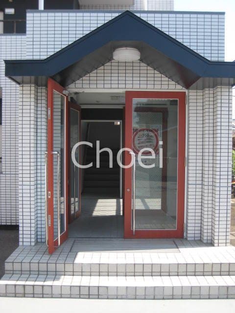 Room image 10