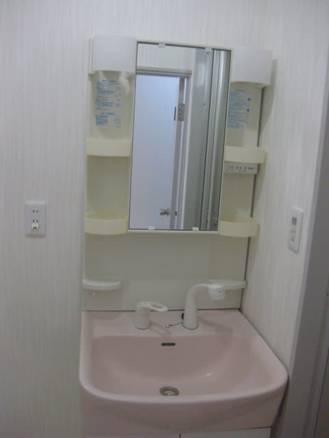Room image 15